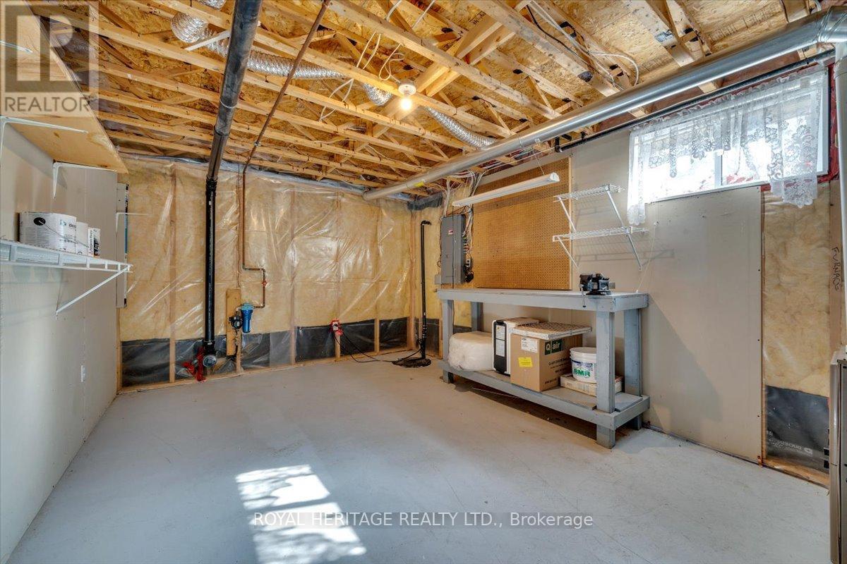 












27 SOUTH MALONEY STREET

,
Marmora and Lake (Marmora Ward),




Ontario
K0K2M0

