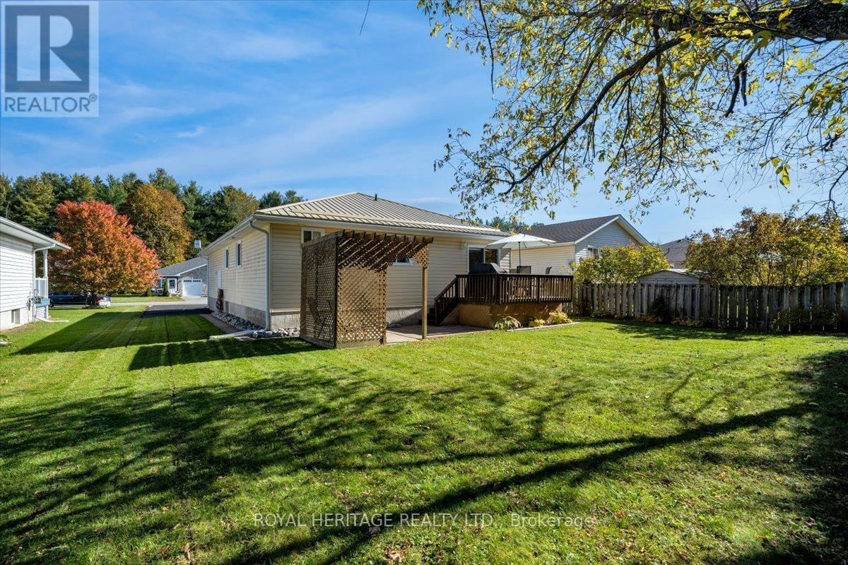 












27 SOUTH MALONEY STREET

,
Marmora and Lake (Marmora Ward),




Ontario
K0K2M0

