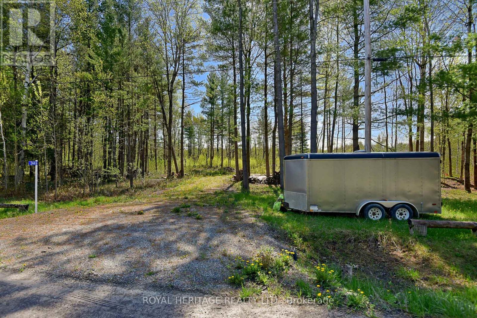 












2449 ROONEY ROAD E

,
Edwardsburgh/Cardinal,







Ontario
K0E1T1

