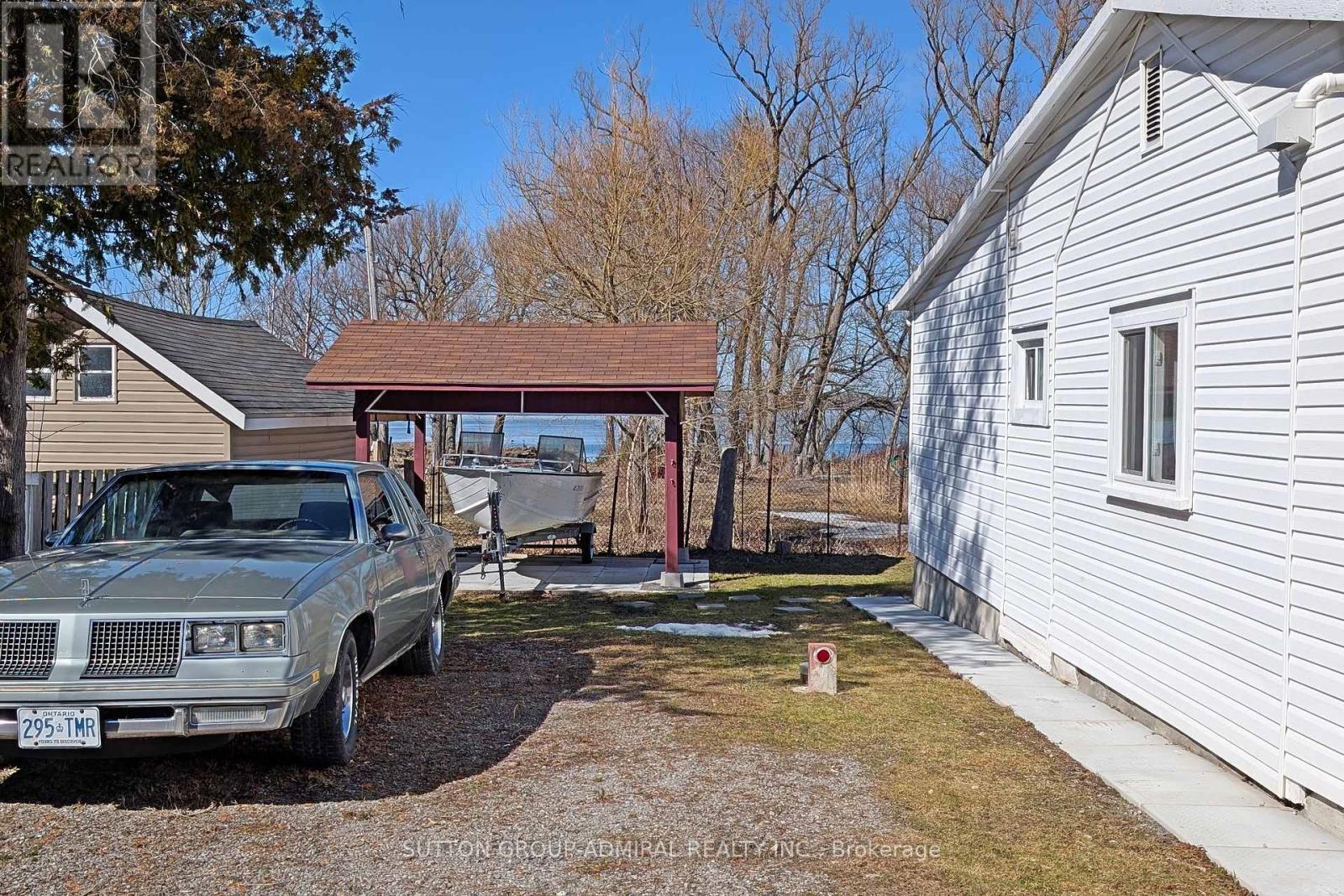 












218 DUNNETTE LANDNG ROAD

,
Alnwick/Haldimand,




Ontario
K0K2X0

