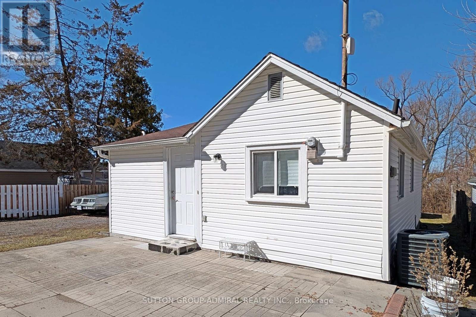 












218 DUNNETTE LANDNG ROAD

,
Alnwick/Haldimand,




Ontario
K0K2X0

