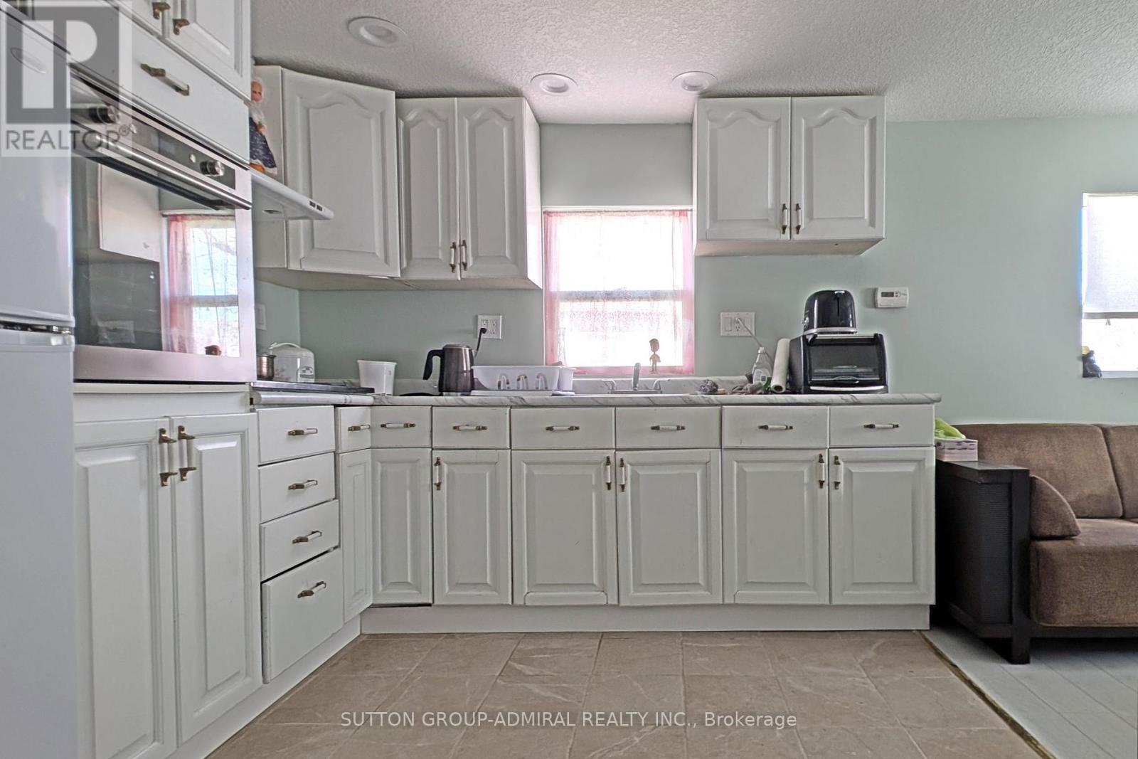 












218 DUNNETTE LANDNG ROAD

,
Alnwick/Haldimand,




Ontario
K0K2X0

