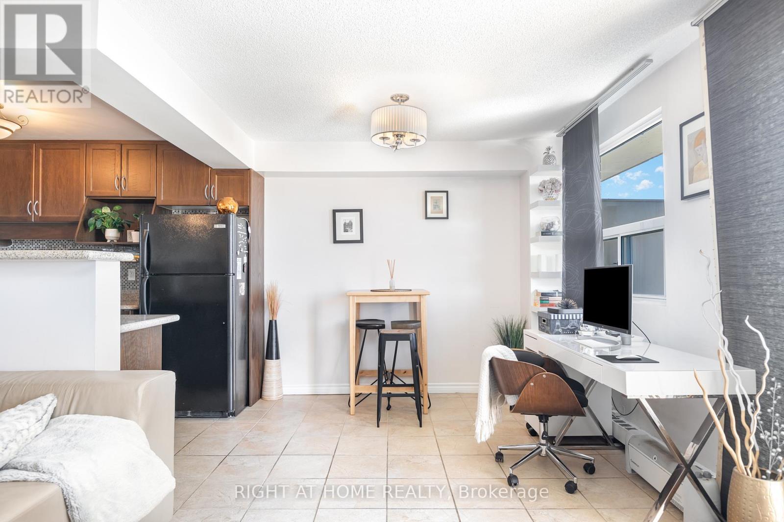 












503 - 793 COLBORNE STREET E

,
Brantford,




Ontario
N3S7J3

