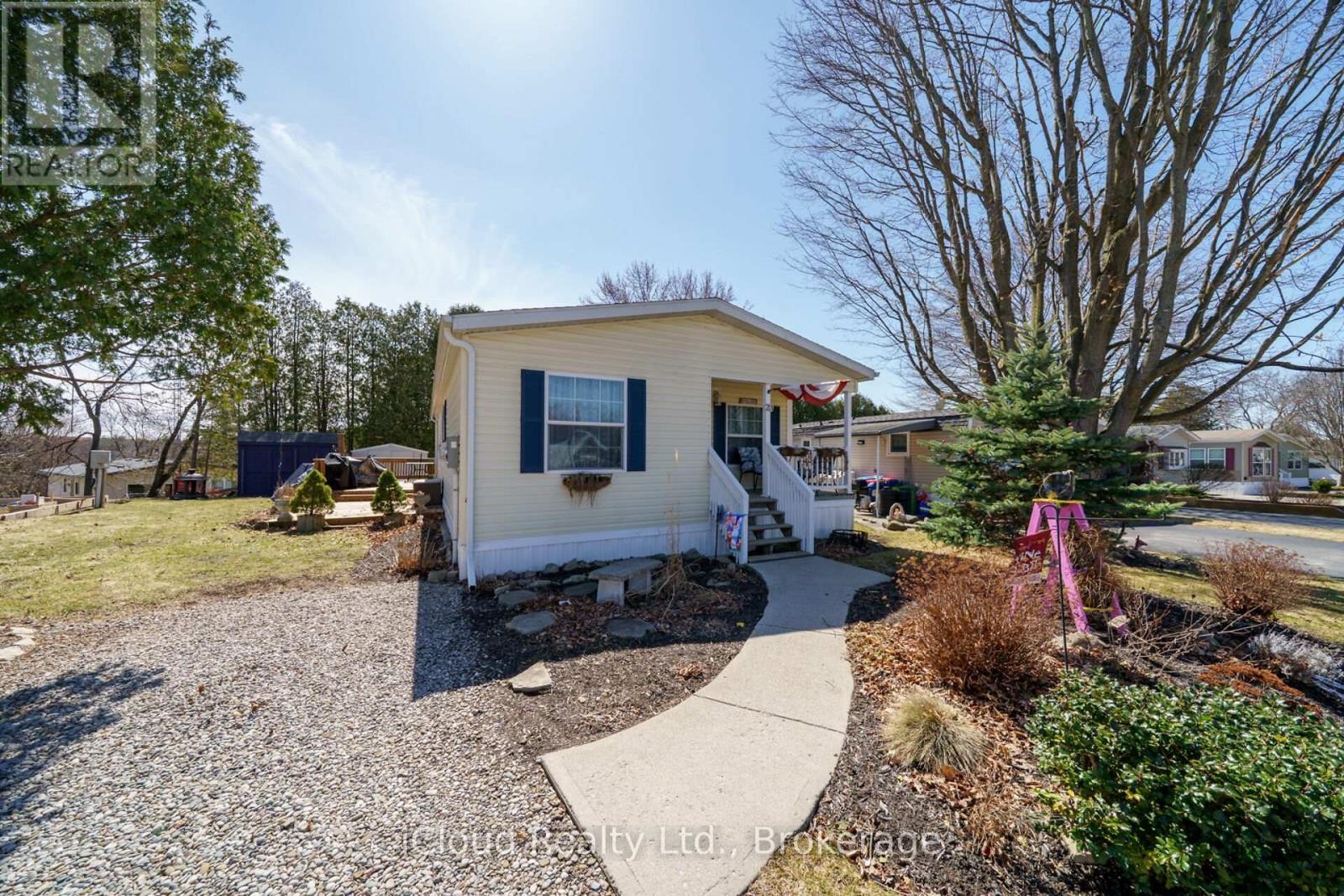 












23 MACPHERSON CRESCENT

,
Hamilton,




Ontario
N0B2J0

