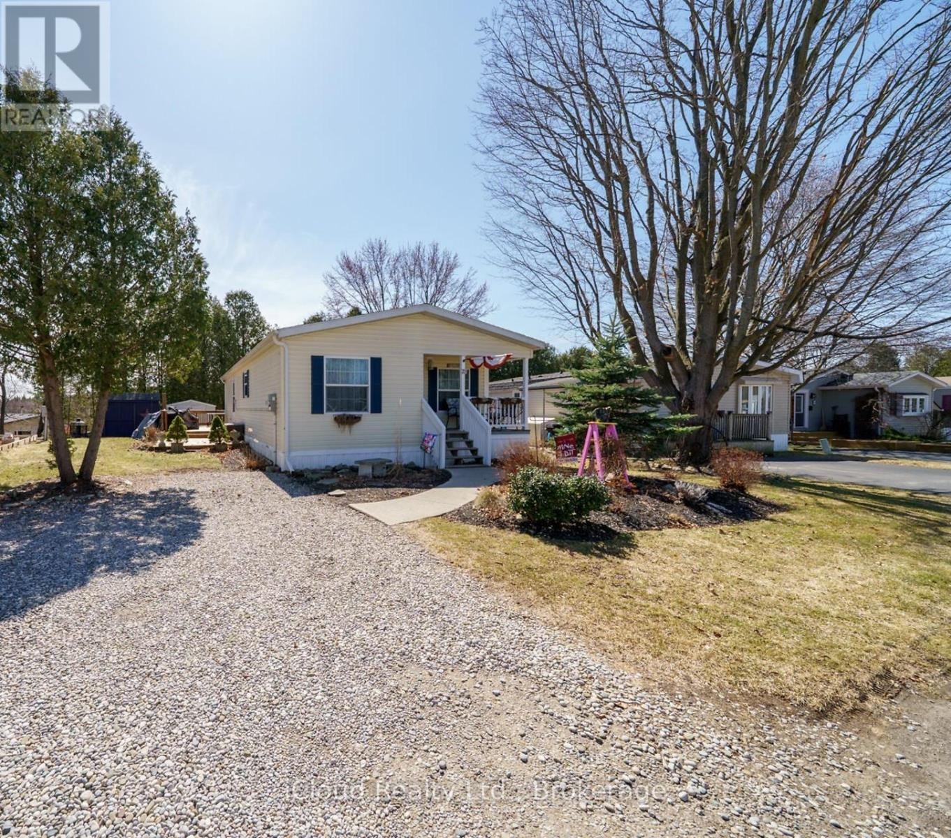 












23 MACPHERSON CRESCENT

,
Hamilton,




Ontario
N0B2J0

