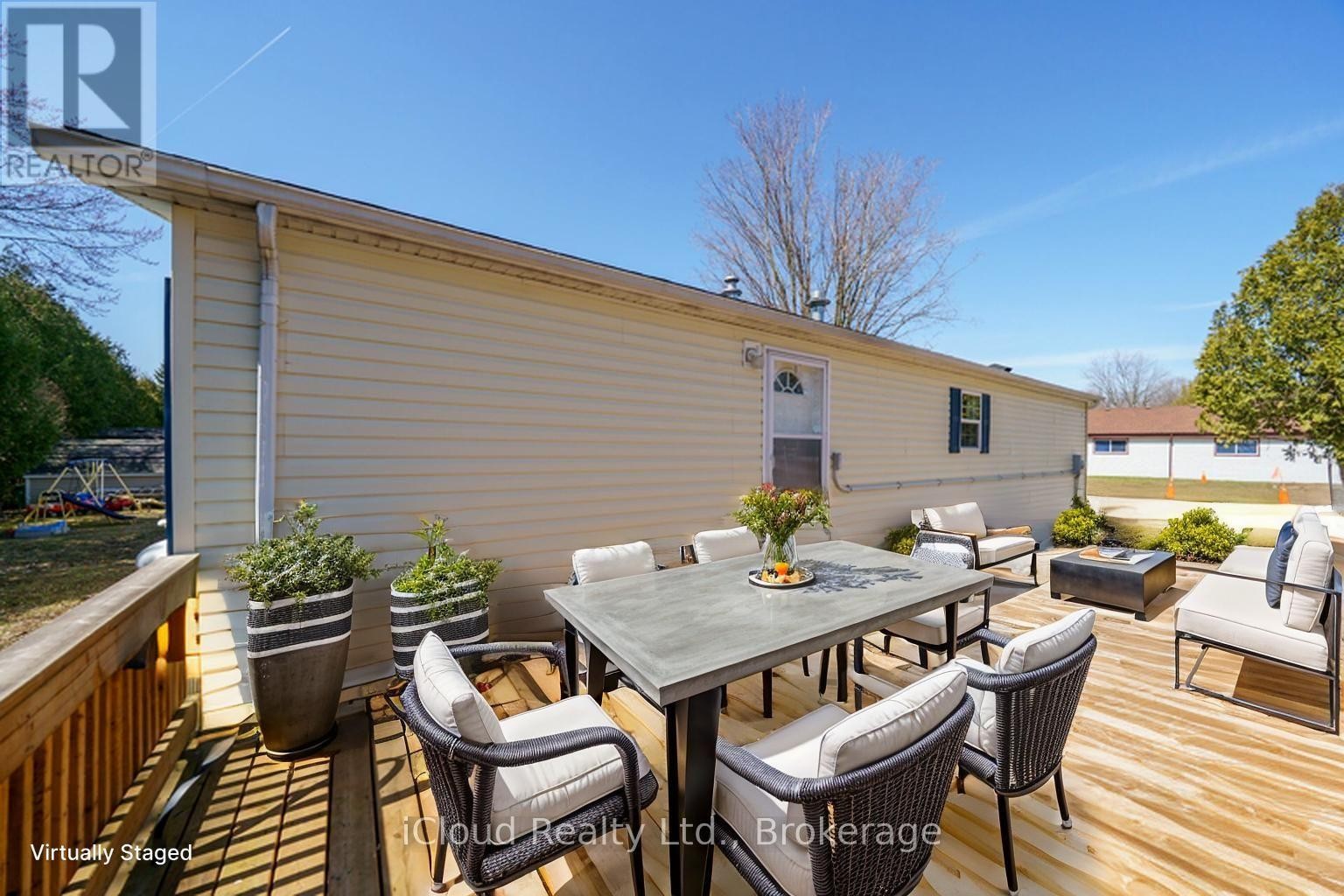 












23 MACPHERSON CRESCENT

,
Hamilton,




Ontario
N0B2J0

