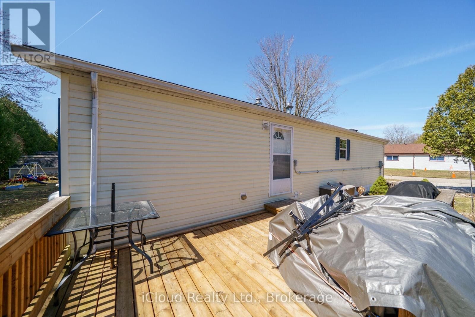 












23 MACPHERSON CRESCENT

,
Hamilton,




Ontario
N0B2J0

