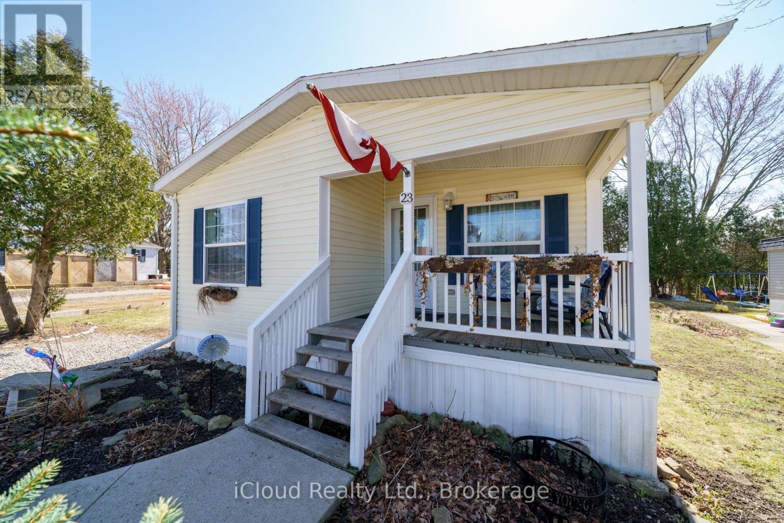 












23 MACPHERSON CRESCENT

,
Hamilton,




Ontario
N0B2J0

