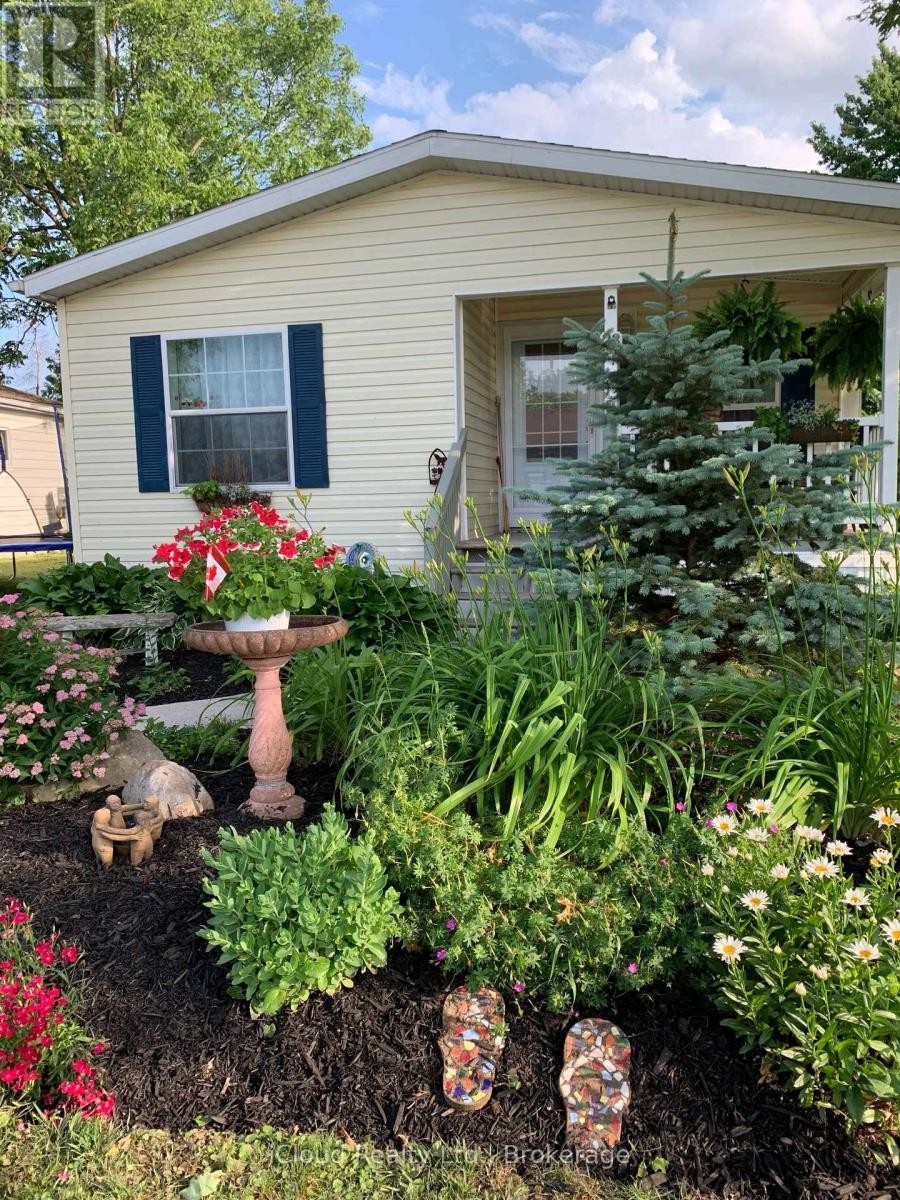 












23 MACPHERSON CRESCENT

,
Hamilton,




Ontario
N0B2J0

