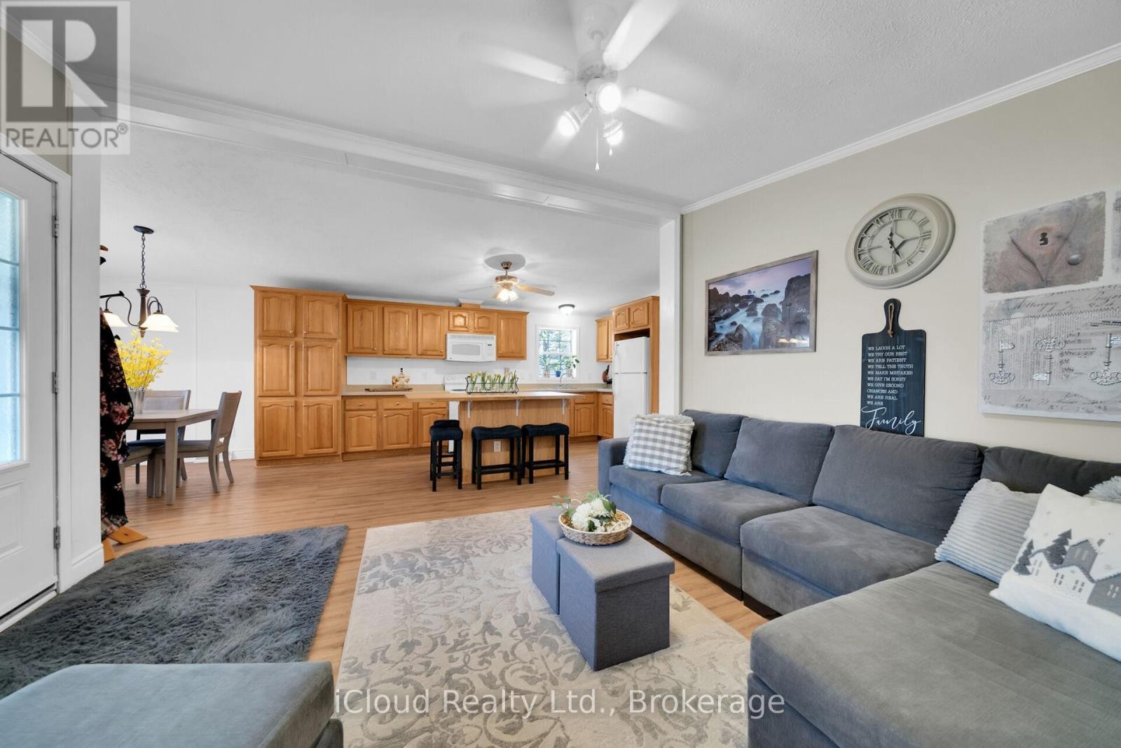 












23 MACPHERSON CRESCENT

,
Hamilton,




Ontario
N0B2J0

