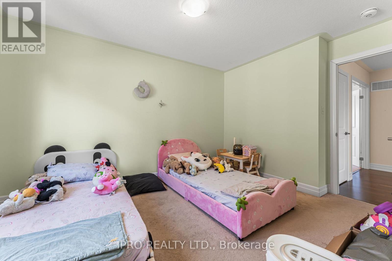












9486 TALLGRASS AVENUE

,
Niagara Falls (Lyons Creek),




Ontario
L2G0Y2

