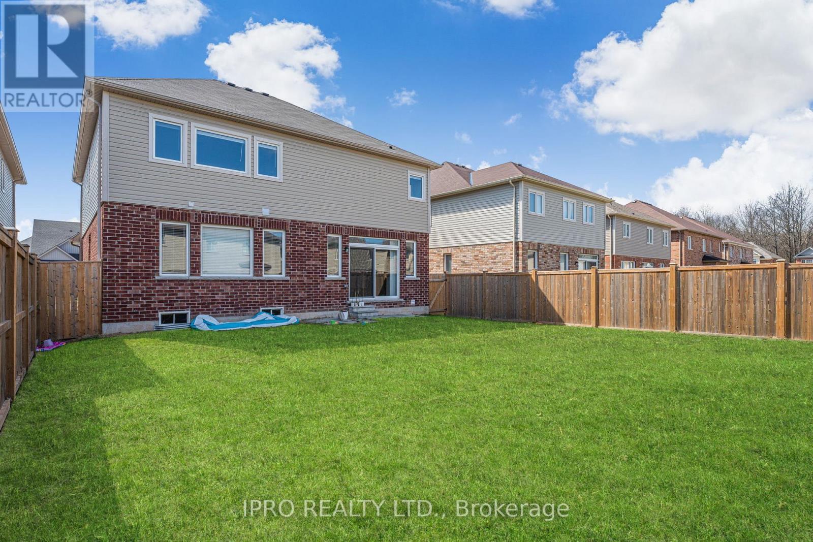 












9486 TALLGRASS AVENUE

,
Niagara Falls (Lyons Creek),




Ontario
L2G0Y2

