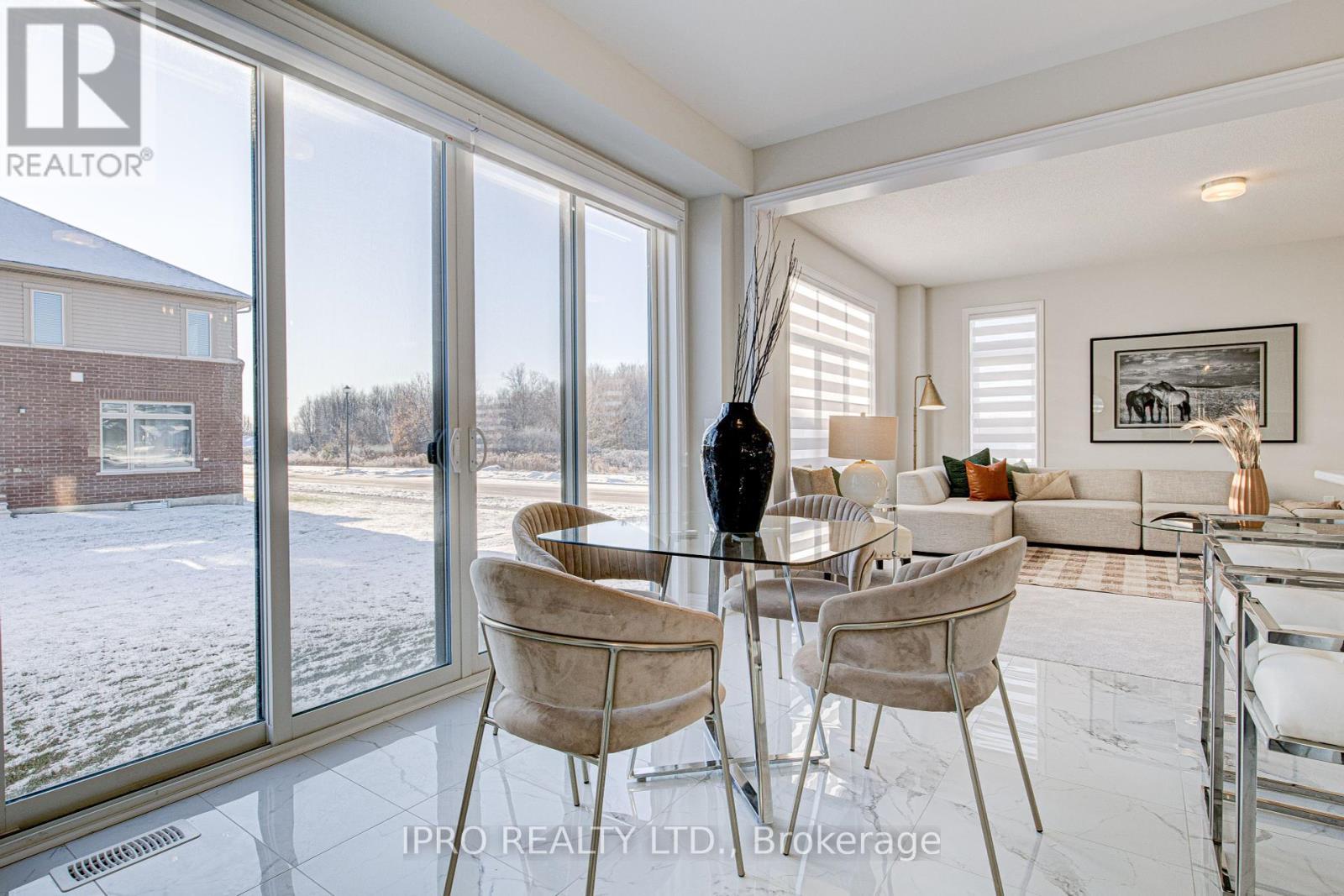 












90 SPICER STREET

,
Centre Wellington (Fergus),




Ontario
N1M0H7

