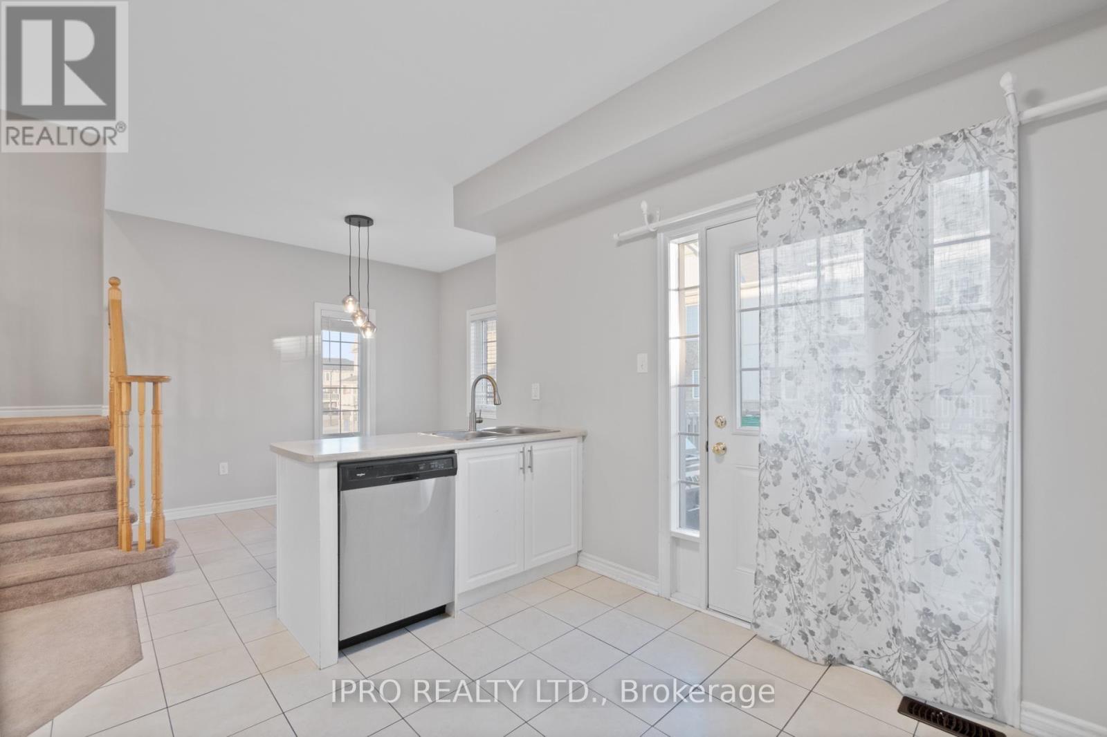 












1 - 88 DECORSO DRIVE

,
Guelph (Kortright East),




Ontario
N1L0A1

