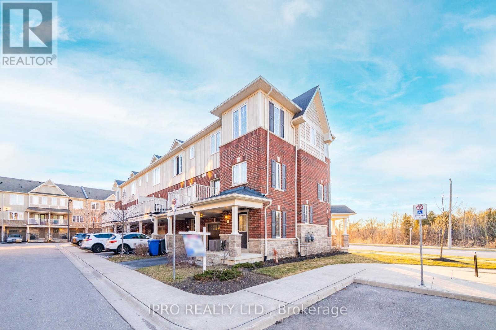 












1 - 88 DECORSO DRIVE

,
Guelph (Kortright East),




Ontario
N1L0A1

