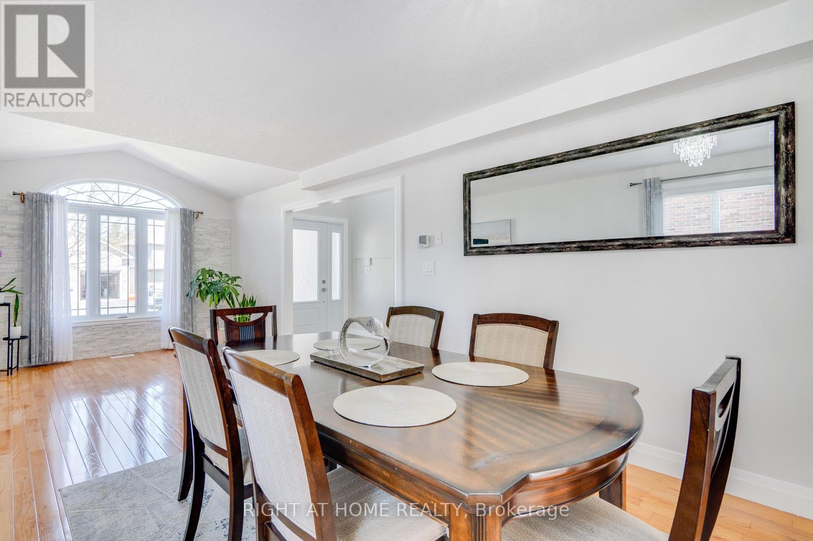 












23 BRECKWOOD PLACE

,
Kitchener,




Ontario
N2A4C6

