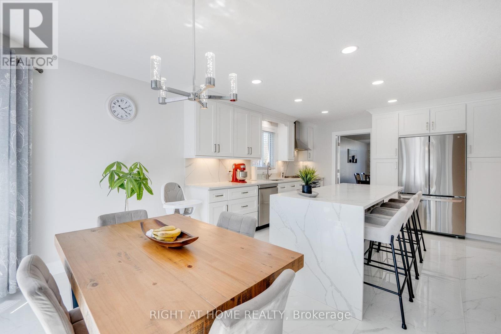 












23 BRECKWOOD PLACE

,
Kitchener,




Ontario
N2A4C6

