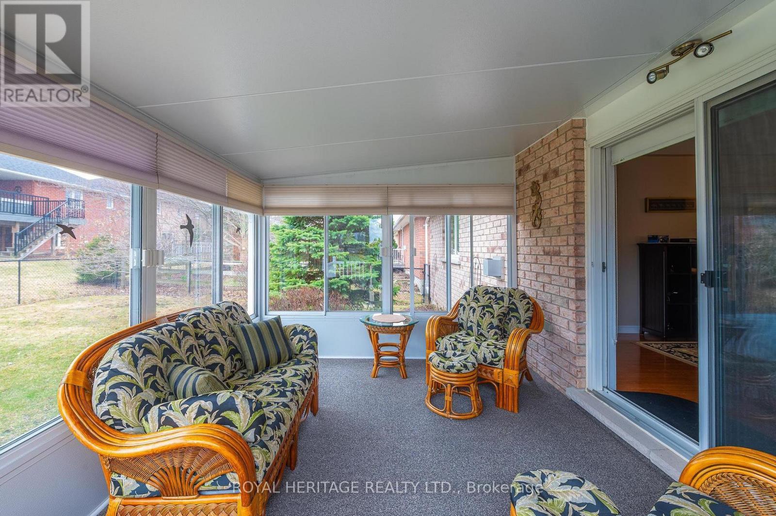 












1638 RAVENWOOD DRIVE

,
Peterborough West (North),




Ontario
K9K2R1

