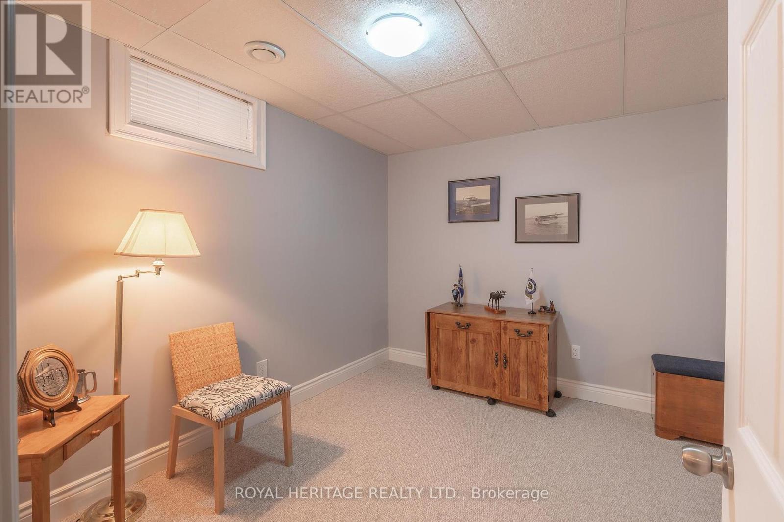 












1638 RAVENWOOD DRIVE

,
Peterborough West (North),




Ontario
K9K2R1

