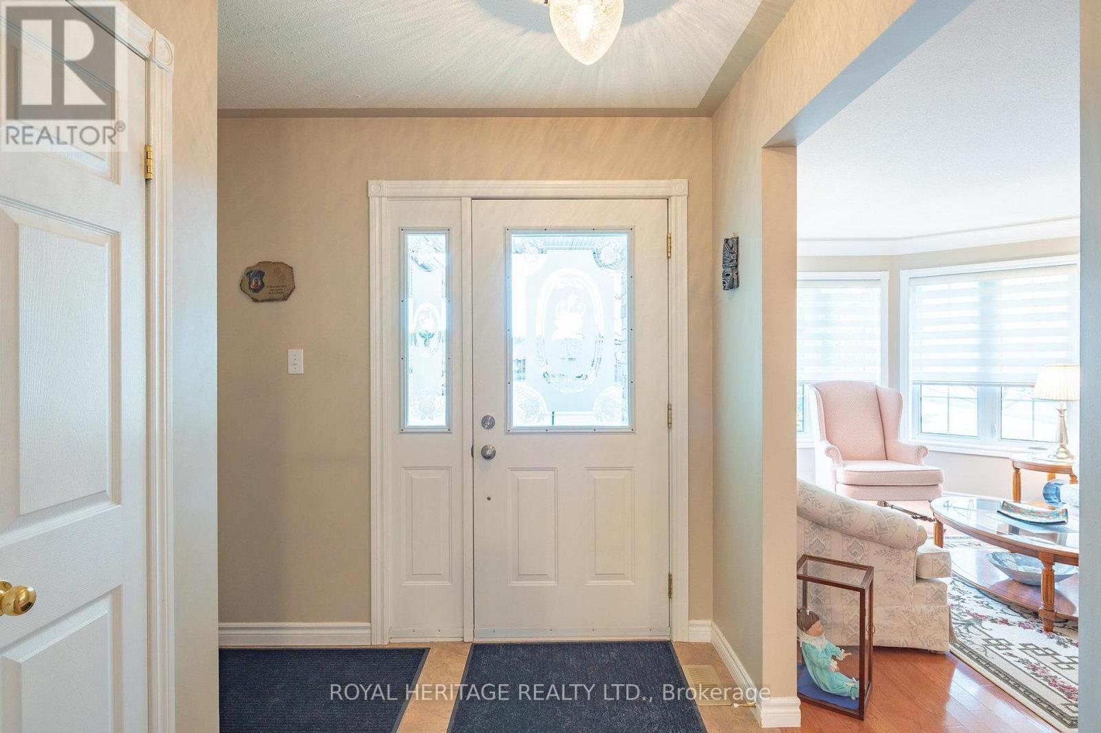 












1638 RAVENWOOD DRIVE

,
Peterborough West (North),




Ontario
K9K2R1

