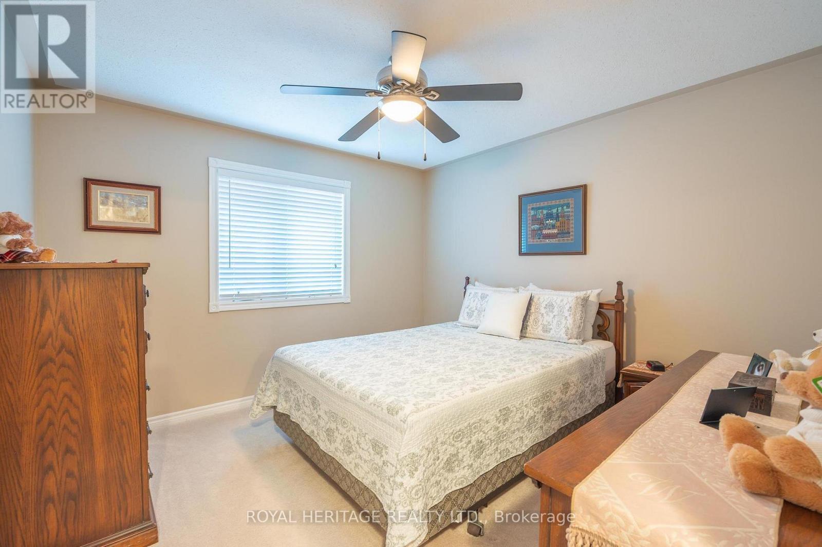 












1638 RAVENWOOD DRIVE

,
Peterborough West (North),




Ontario
K9K2R1

