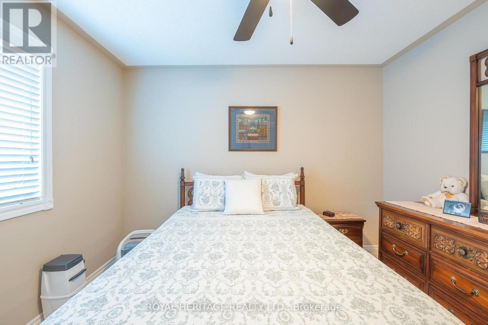 












1638 RAVENWOOD DRIVE

,
Peterborough West (North),




Ontario
K9K2R1

