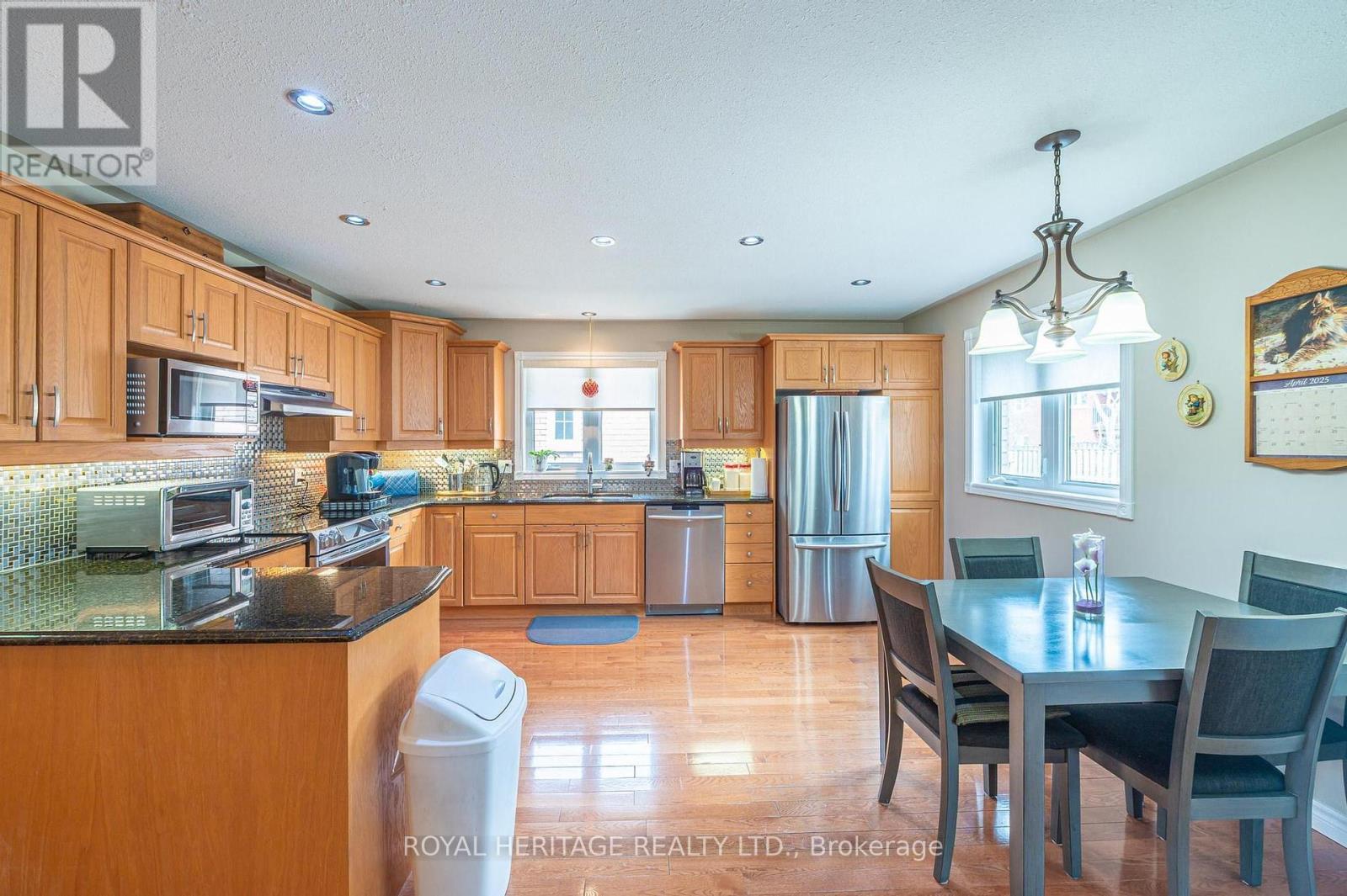 












1638 RAVENWOOD DRIVE

,
Peterborough West (North),




Ontario
K9K2R1

