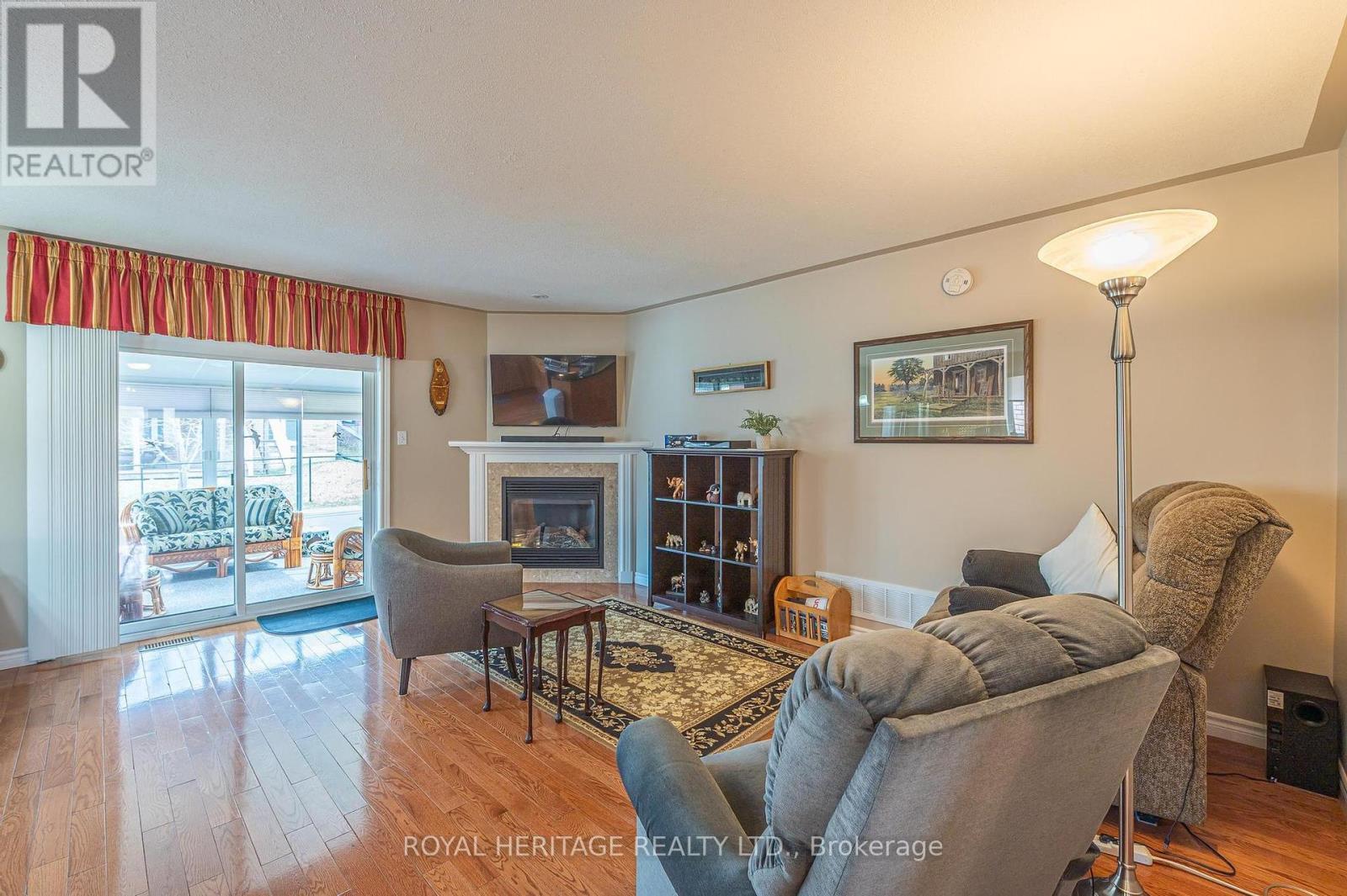 












1638 RAVENWOOD DRIVE

,
Peterborough West (North),




Ontario
K9K2R1

