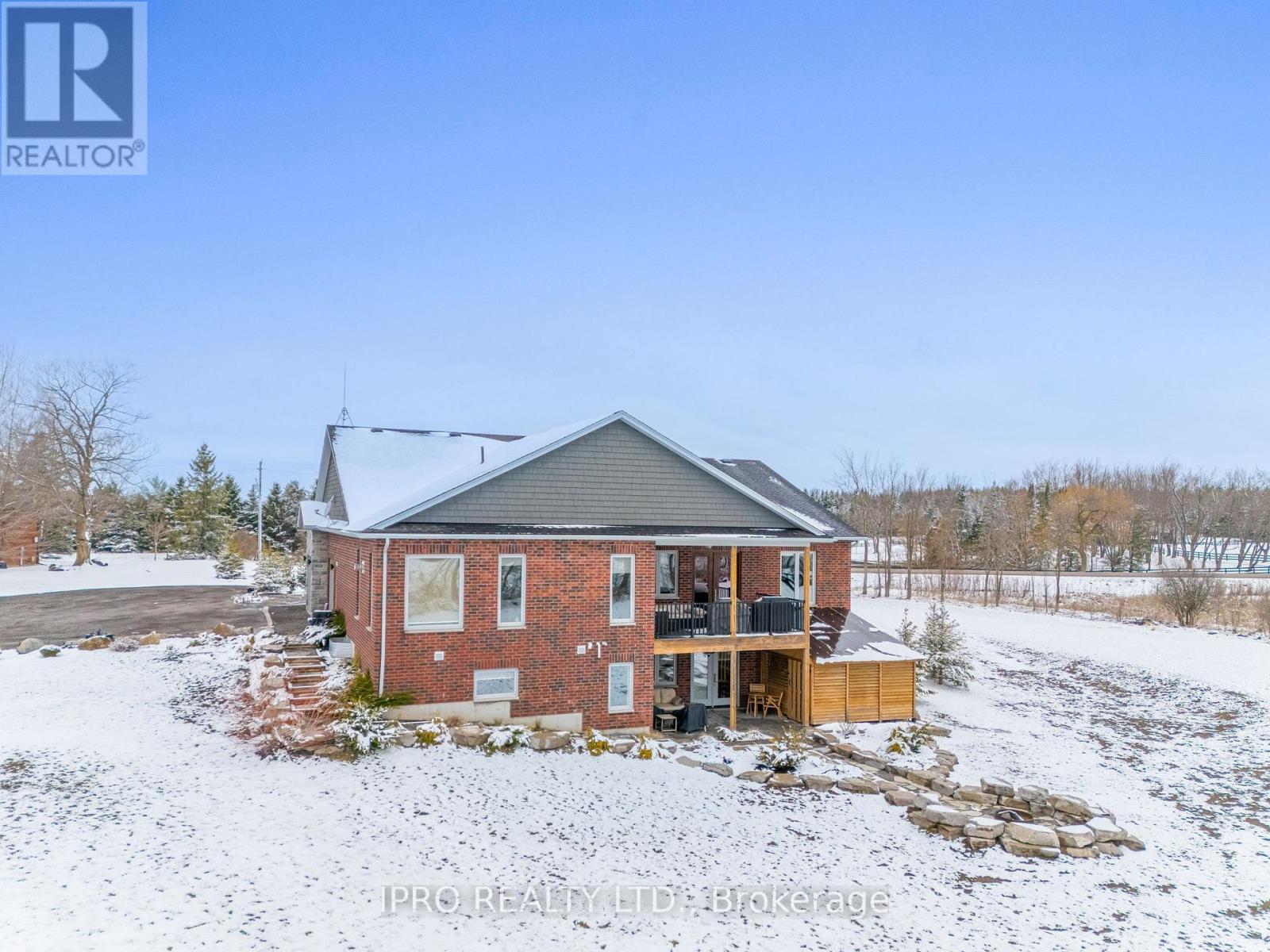 












9449 WELLINGTON 22 ROAD

,
Erin,




Ontario
N0B1Z0

