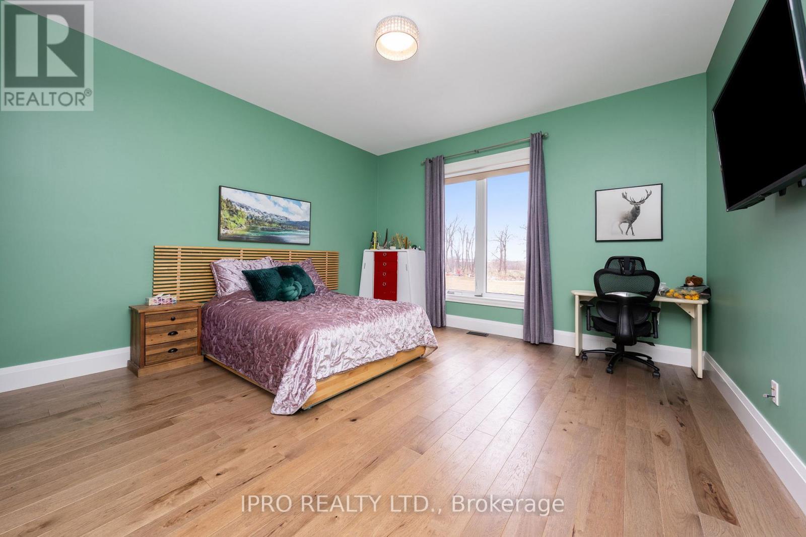 












9449 WELLINGTON 22 ROAD

,
Erin,




Ontario
N0B1Z0

