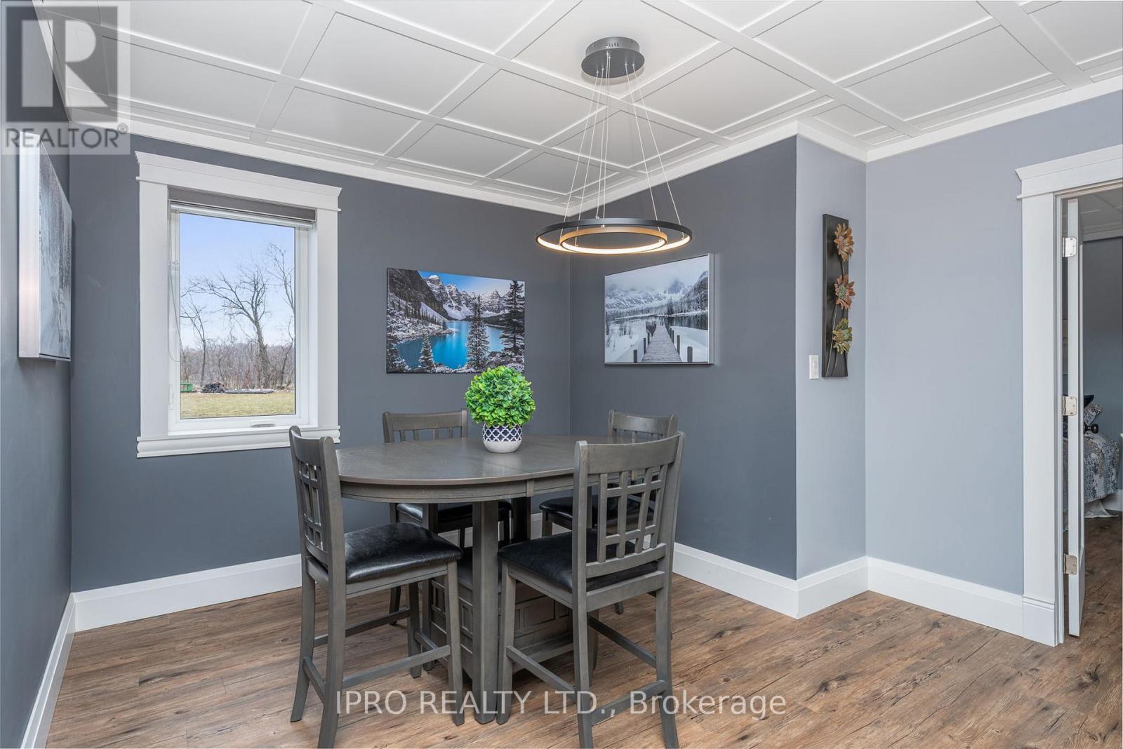 












9449 WELLINGTON 22 ROAD

,
Erin,




Ontario
N0B1Z0

