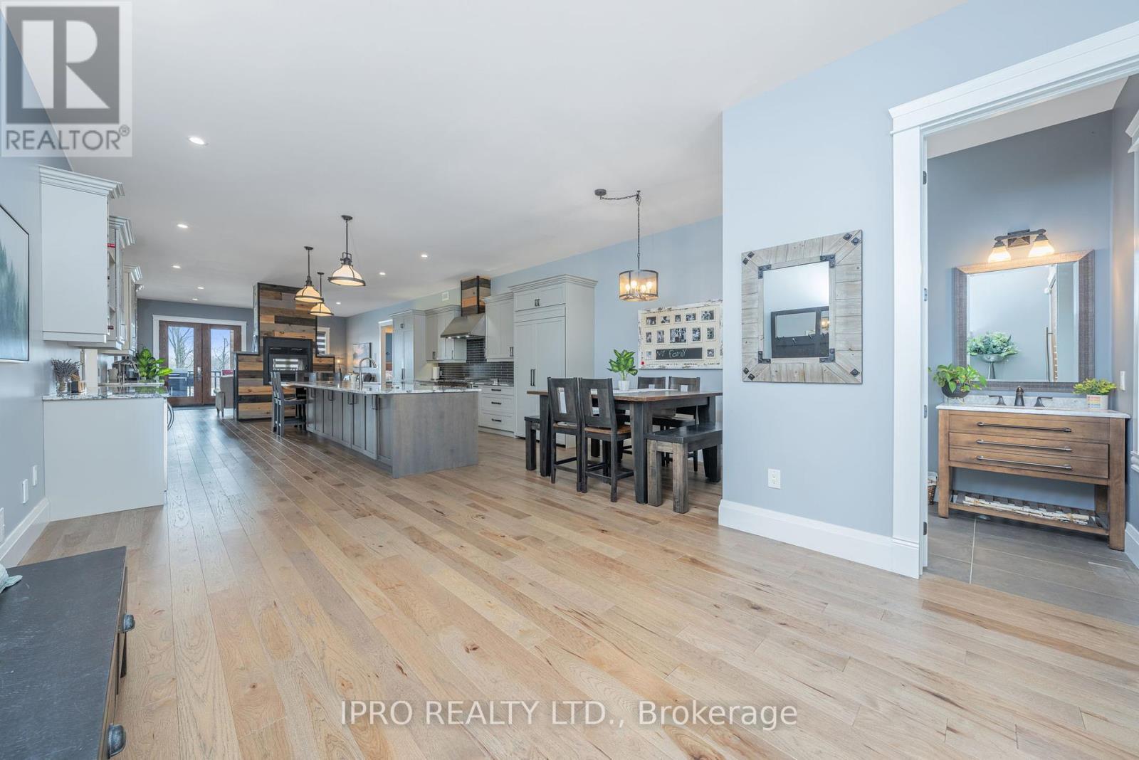 












9449 WELLINGTON 22 ROAD

,
Erin,




Ontario
N0B1Z0

