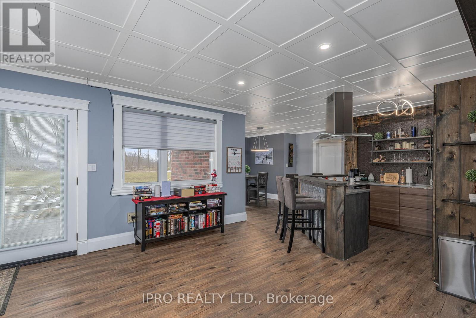 












9449 WELLINGTON 22 ROAD

,
Erin,




Ontario
N0B1Z0

