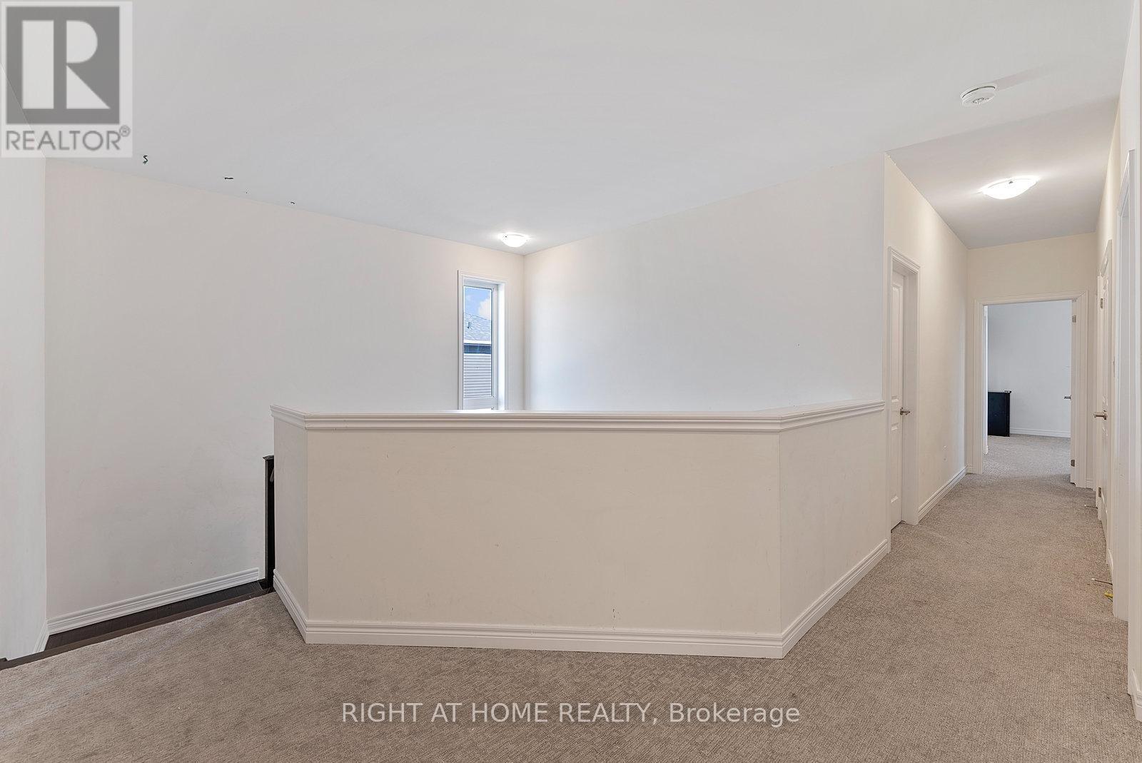 












90 SPITFIRE DRIVE

,
Hamilton (Mount Hope),




Ontario
L0R1W0

