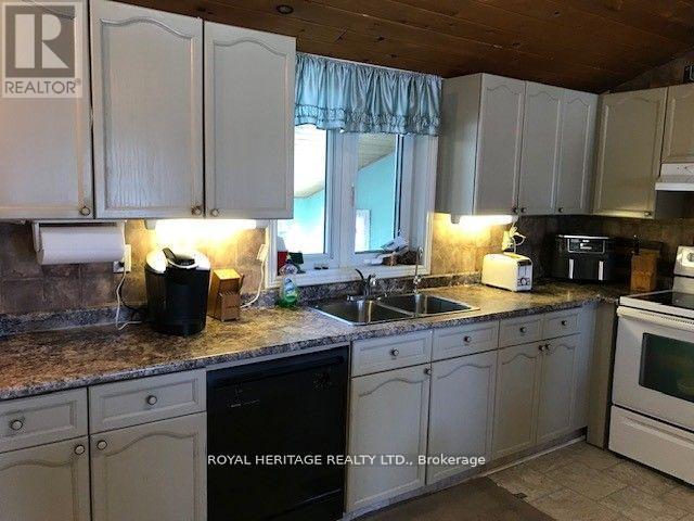 












977 6TH LINE N

,
Havelock-Belmont-Methuen (Belmont-Methuen),




Ontario
K0L1Z0

