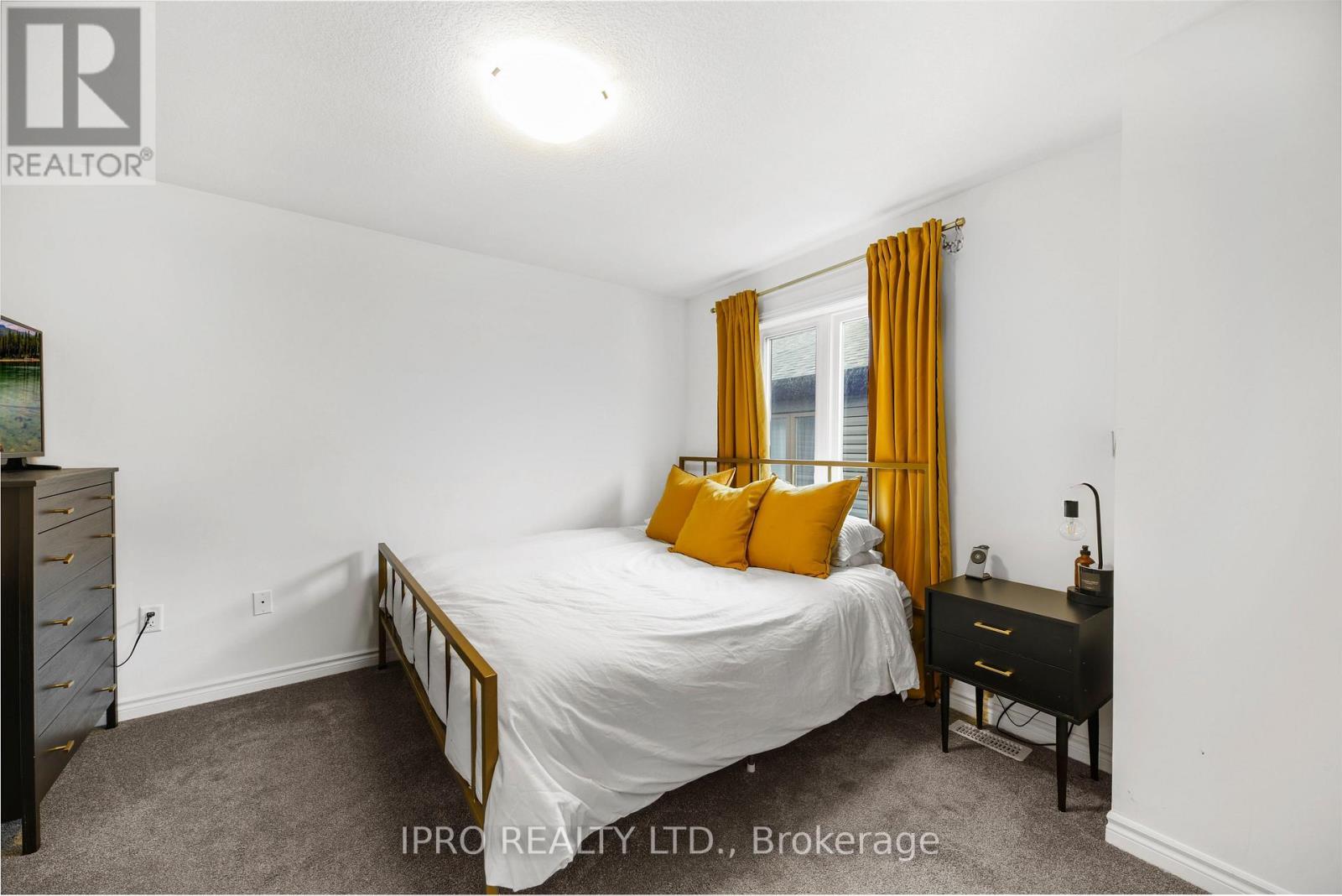 












123 - 61 SOHO STREET

,
Hamilton (Stoney Creek Mountain),




Ontario
L8J0M6

