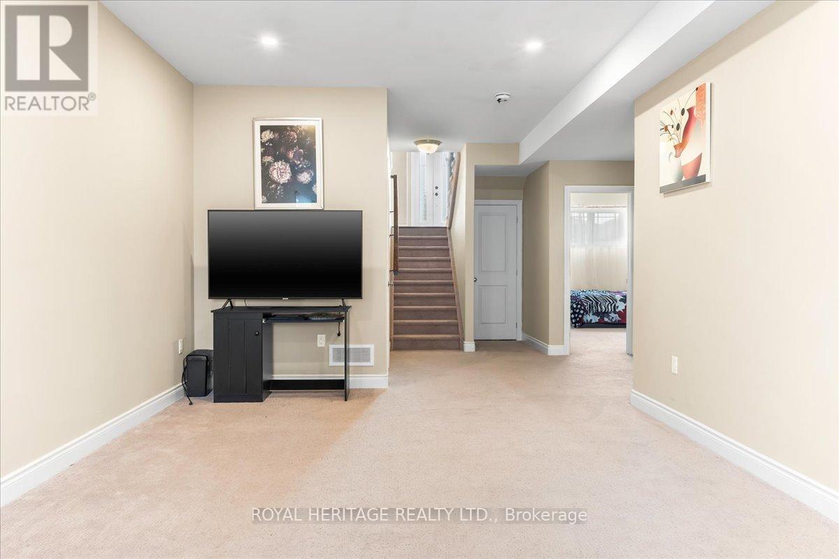 












16 CYPRESS DRIVE

,
Belleville (Thurlow Ward),




Ontario
K8N0J6

