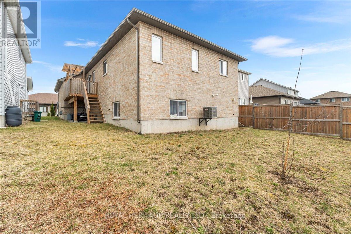 












16 CYPRESS DRIVE

,
Belleville (Thurlow Ward),




Ontario
K8N0J6

