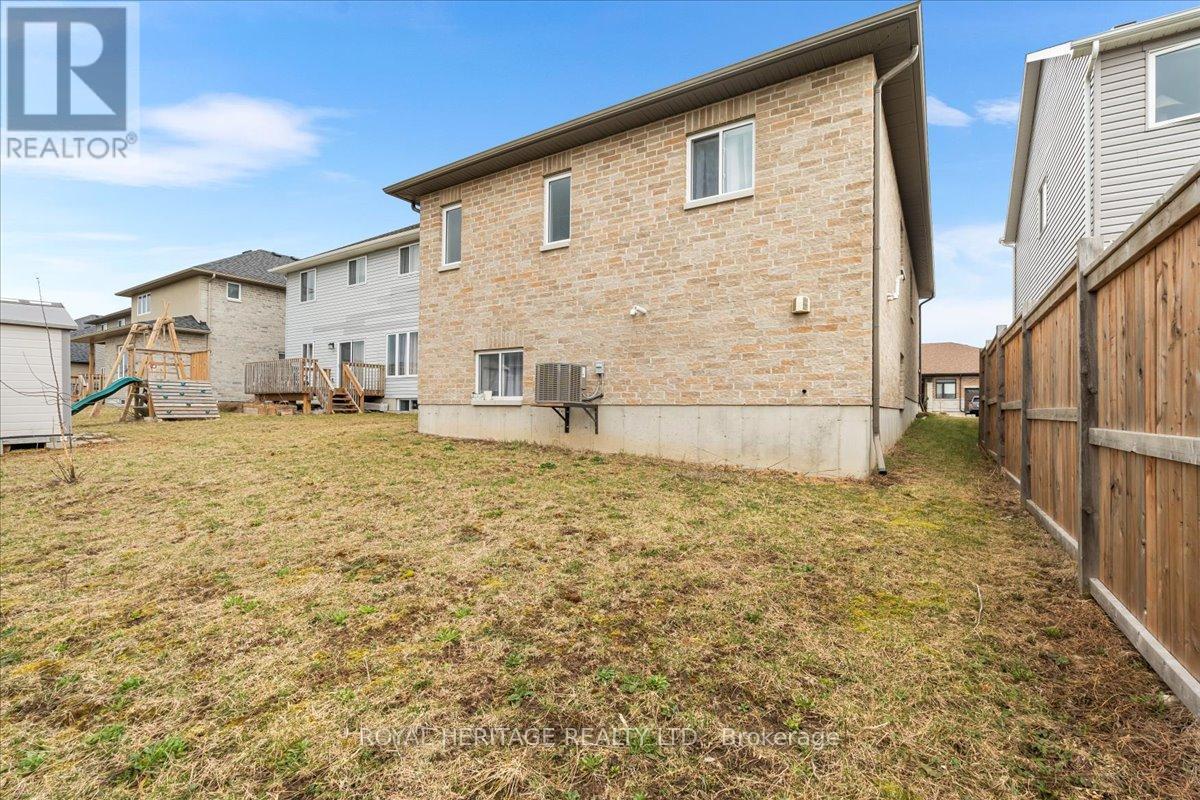 












16 CYPRESS DRIVE

,
Belleville (Thurlow Ward),




Ontario
K8N0J6

