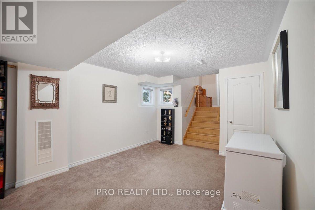 












314 WALLACE STREET

,
Shelburne,




Ontario
L9V2S2

