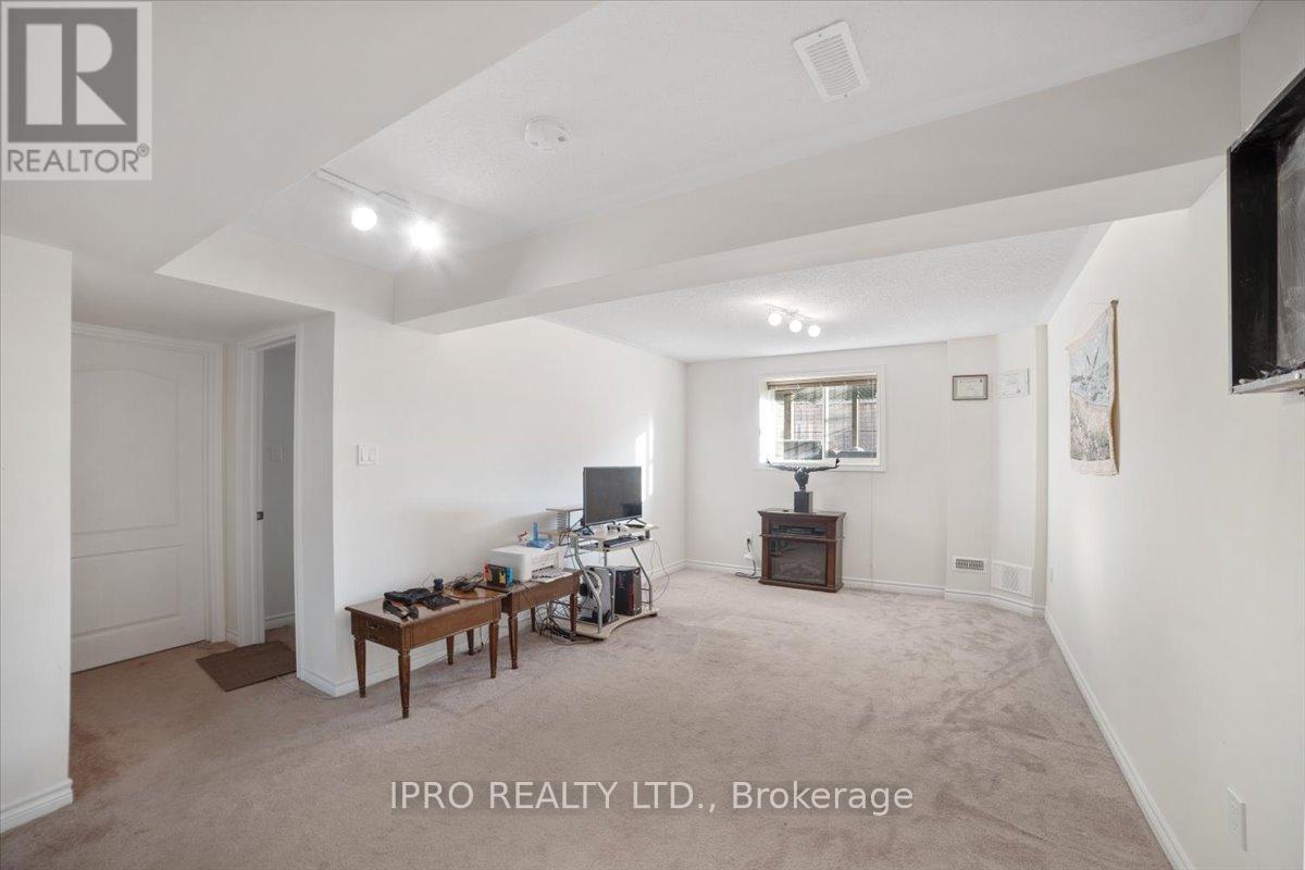 












314 WALLACE STREET

,
Shelburne,




Ontario
L9V2S2

