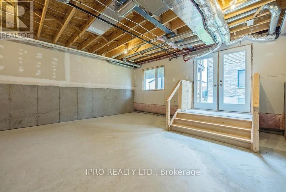 












44 - 811 SARNIA ROAD

,
London North (North M),




Ontario
N6H0K3

