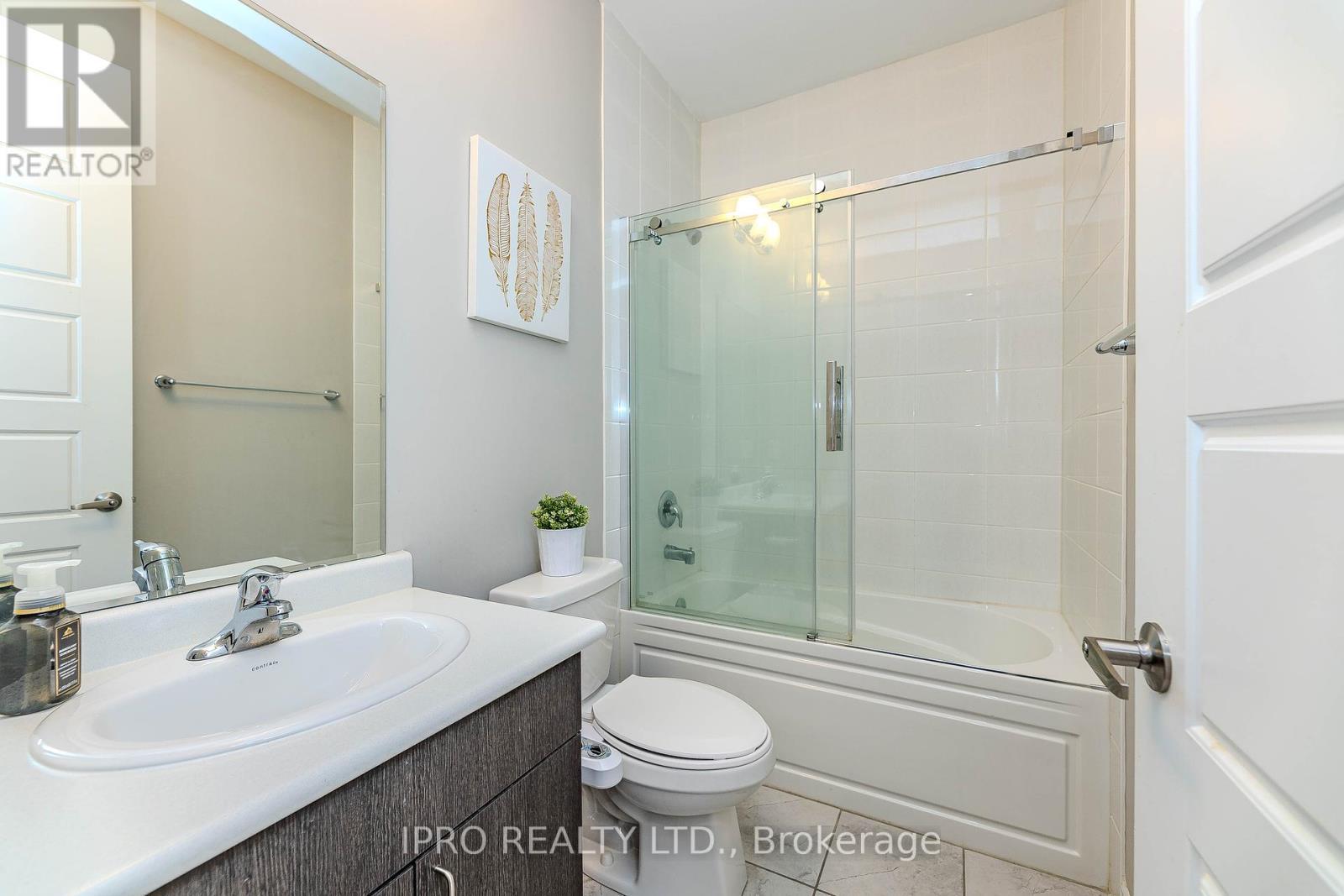 












296 RIDGE ROAD

,
Cambridge,




Ontario
N3E0B9

