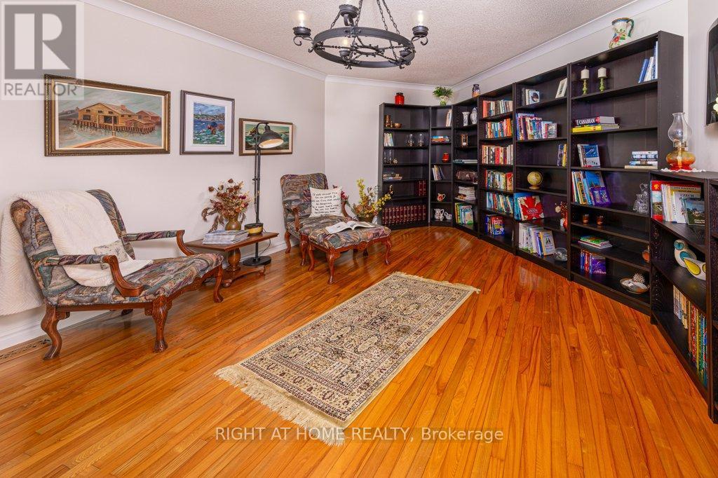 












550 QUEEN STREET E

,
Gananoque,




Ontario
K7G2B1

