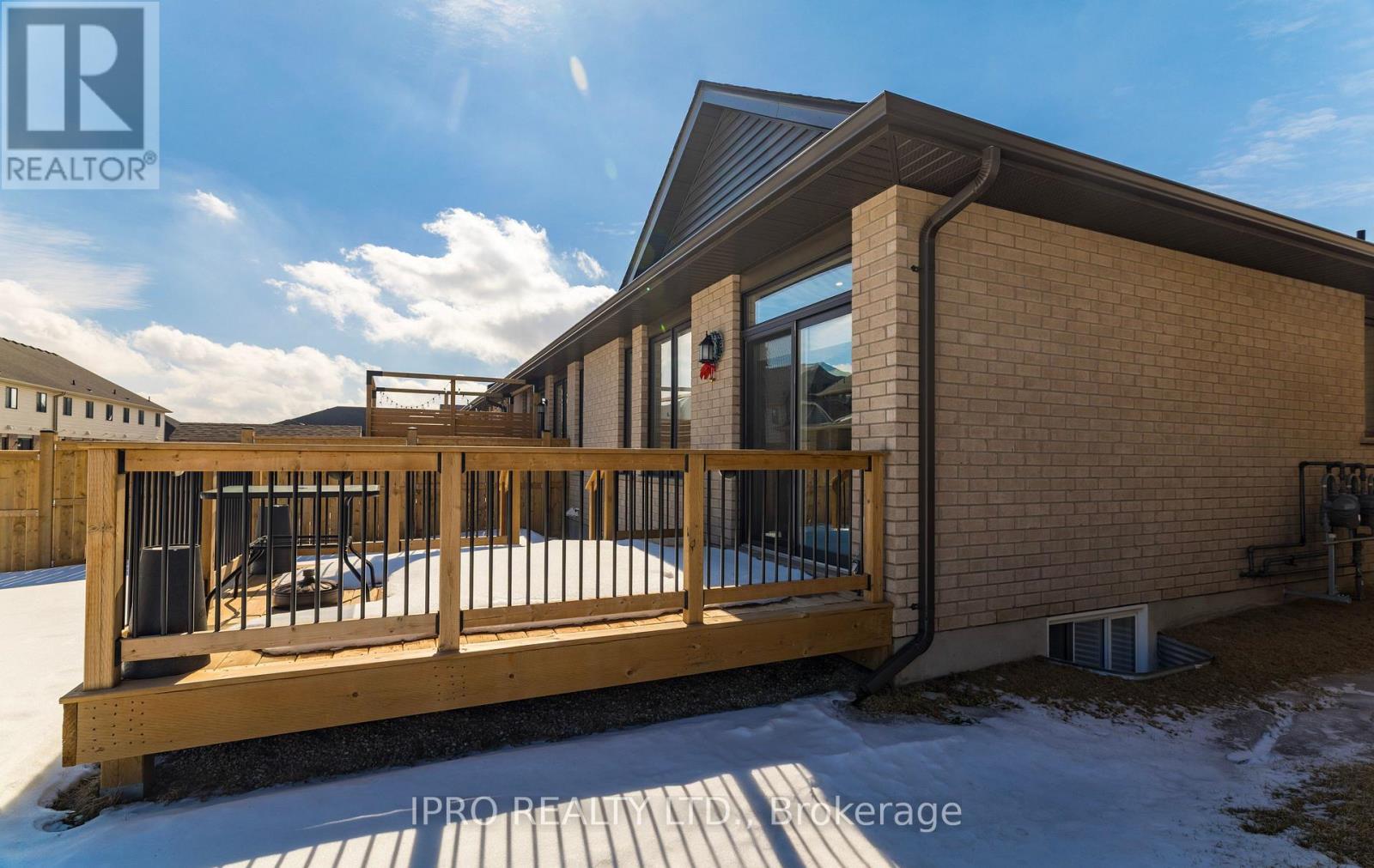 












23 MARTIN STREET

,
Tillsonburg,




Ontario
N4G0K3

