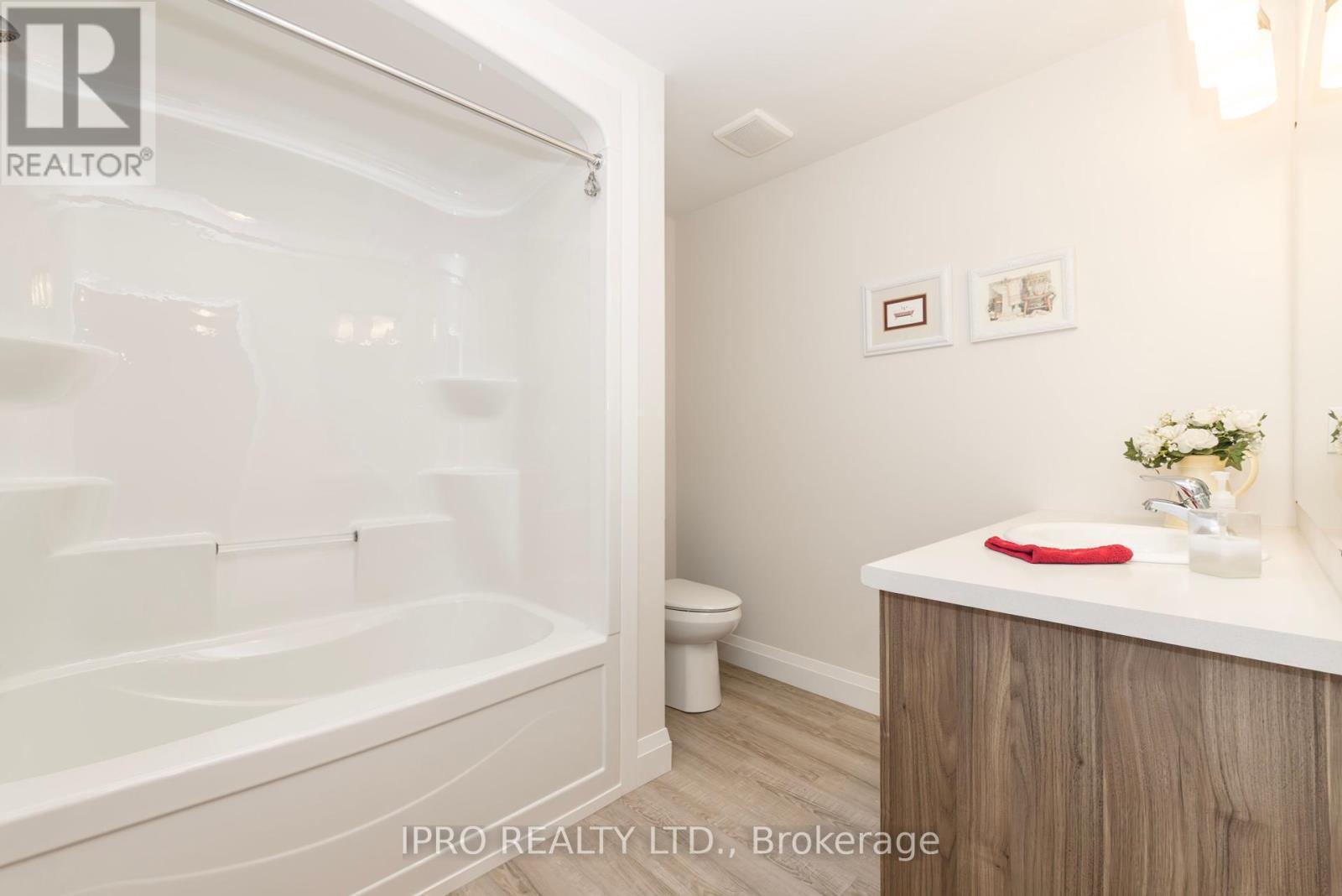 












23 MARTIN STREET

,
Tillsonburg,




Ontario
N4G0K3

