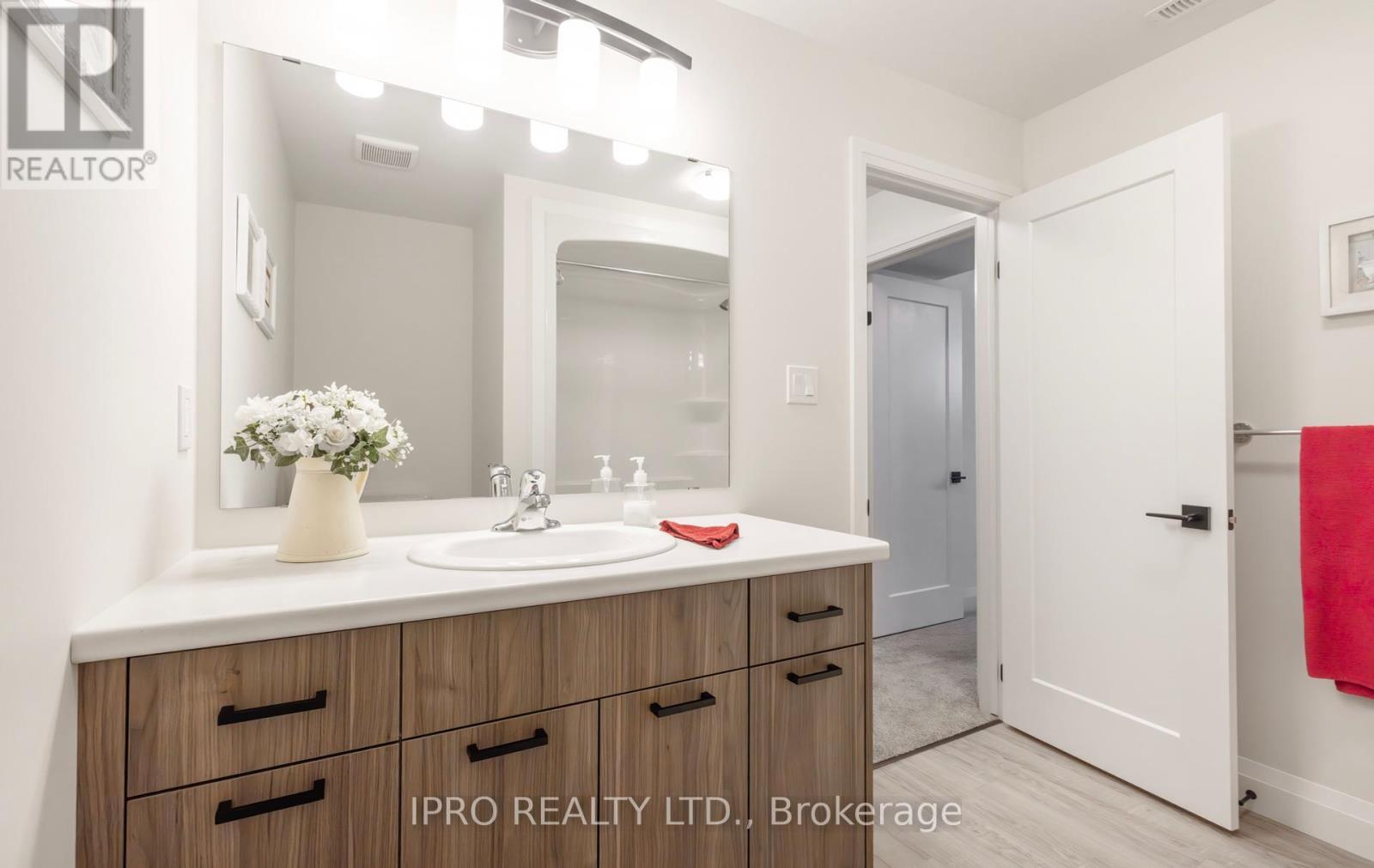 












23 MARTIN STREET

,
Tillsonburg,




Ontario
N4G0K3

