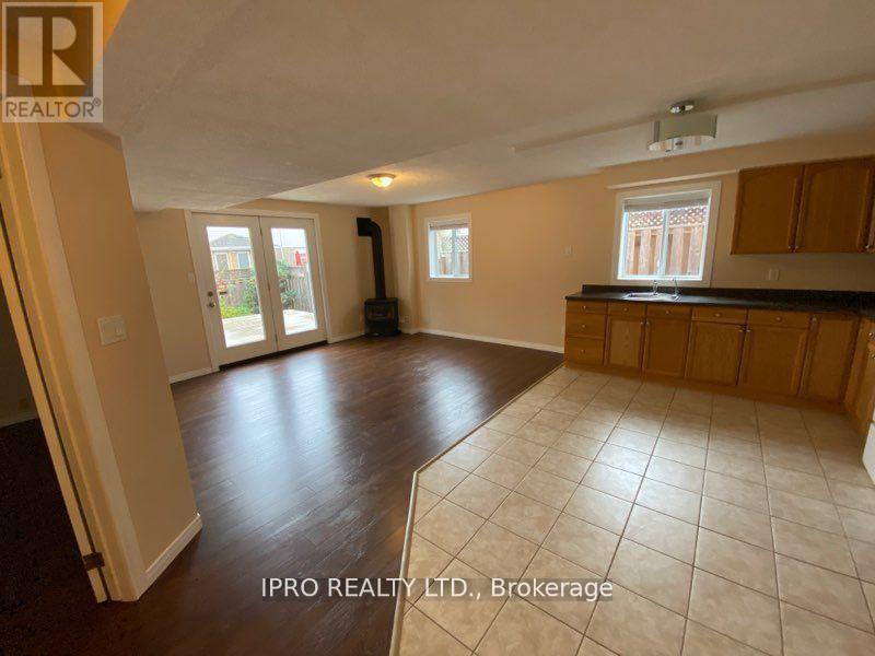 












276 WATSON PARKWAY N

,
Guelph (Grange Road),




Ontario
N1E7J5

