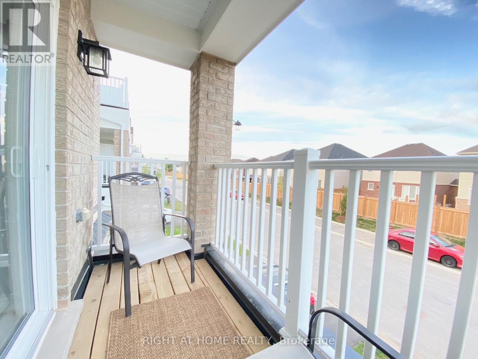 












39 - 113 HARTLEY AVENUE

,
Brant (Paris),




Ontario
N3L0K8

