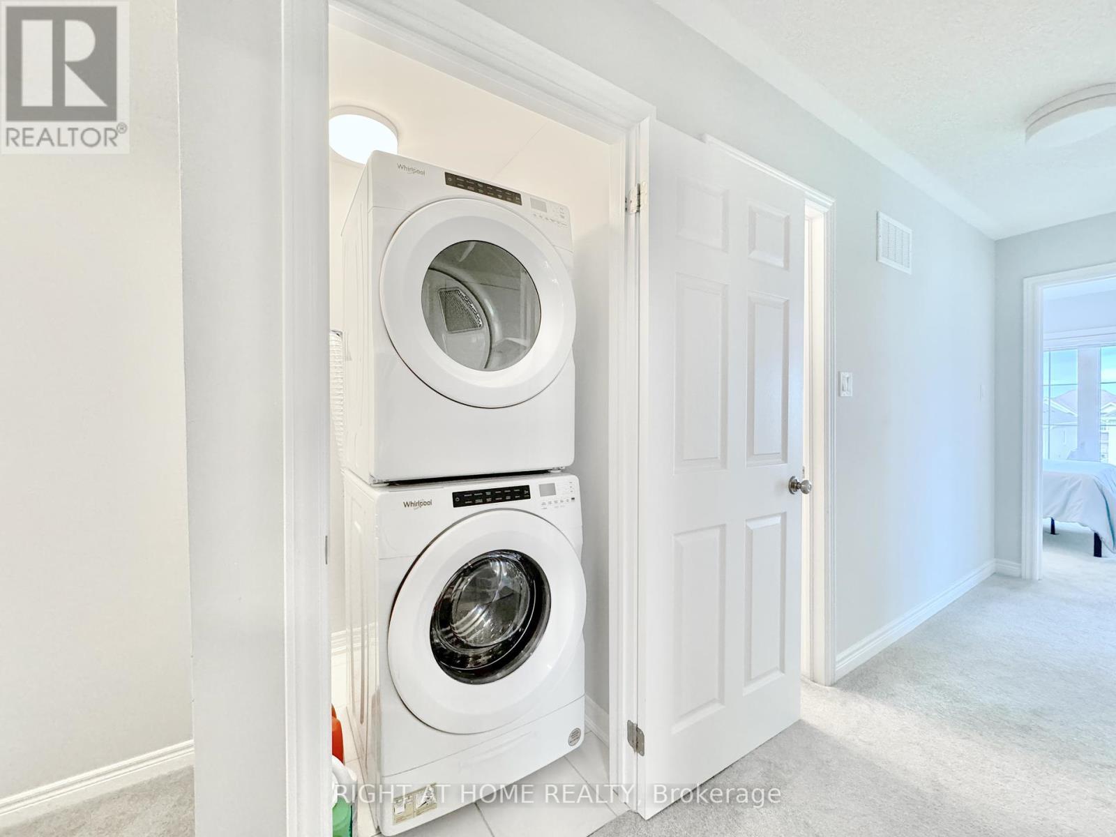 












39 - 113 HARTLEY AVENUE

,
Brant (Paris),




Ontario
N3L0K8

